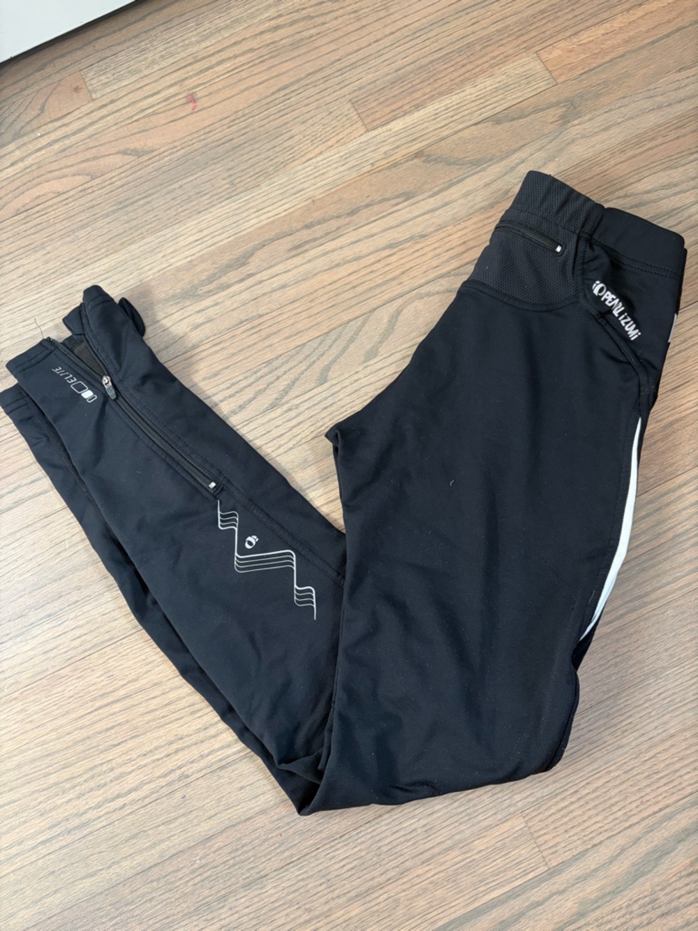Pearl Izumi Women’s Black Jogger Cycling/Running Pants -Small